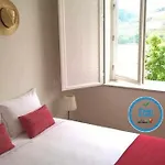 Casa Do Rio 3*